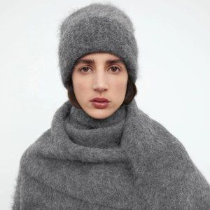 BRAND NEW Toteme Alpaca Beanie Hat